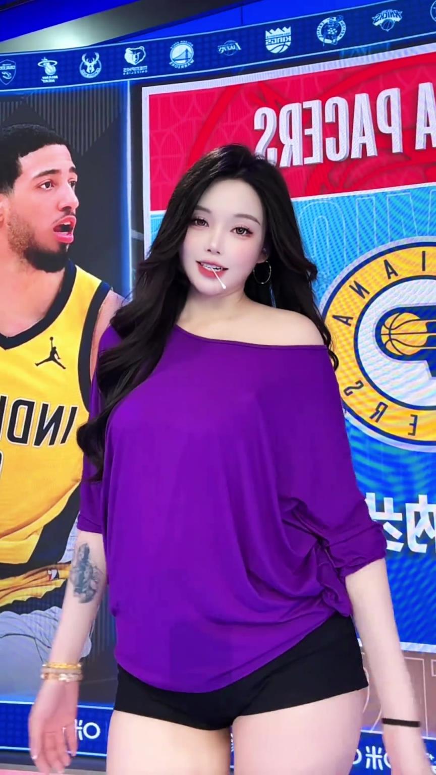 美女主播小太陽：年輕的將軍意氣風(fēng)發(fā)！ 哈利伯頓強(qiáng)的可怕