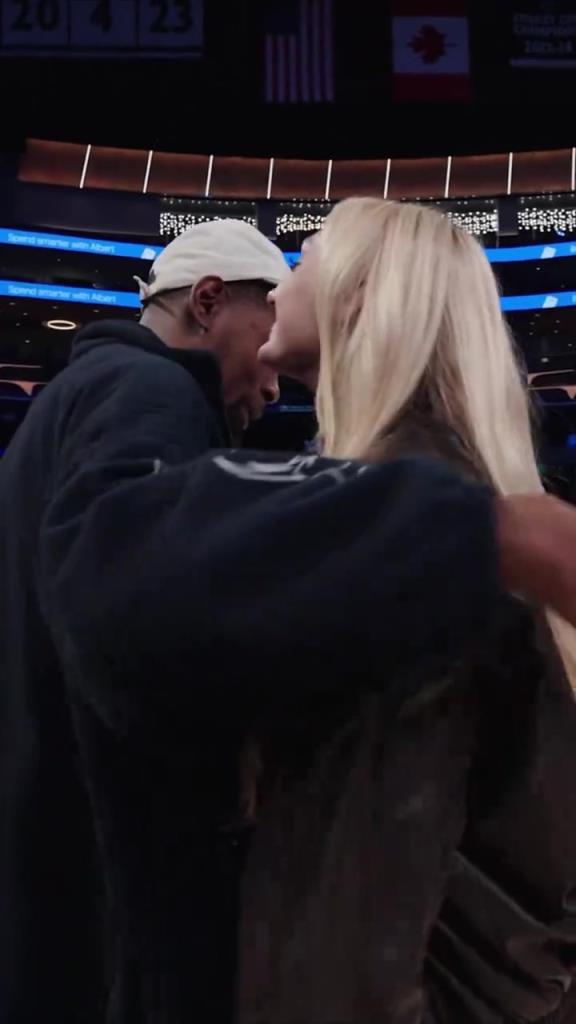 卡梅倫布林克這大長腿，KD都得多看幾眼